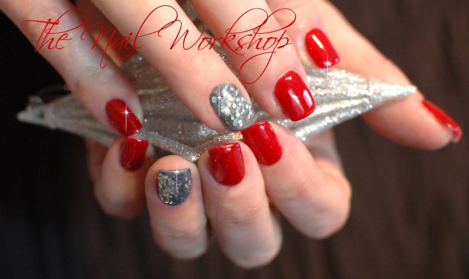  Gelish Hot Rod Red with Silver Glitter Christmas